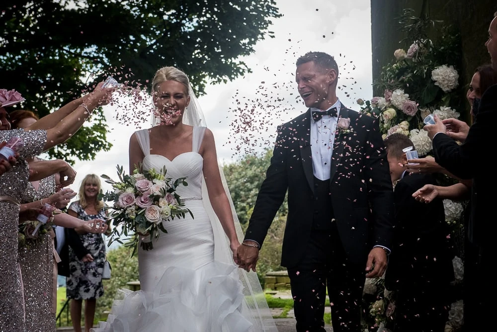 confetti at church wedding