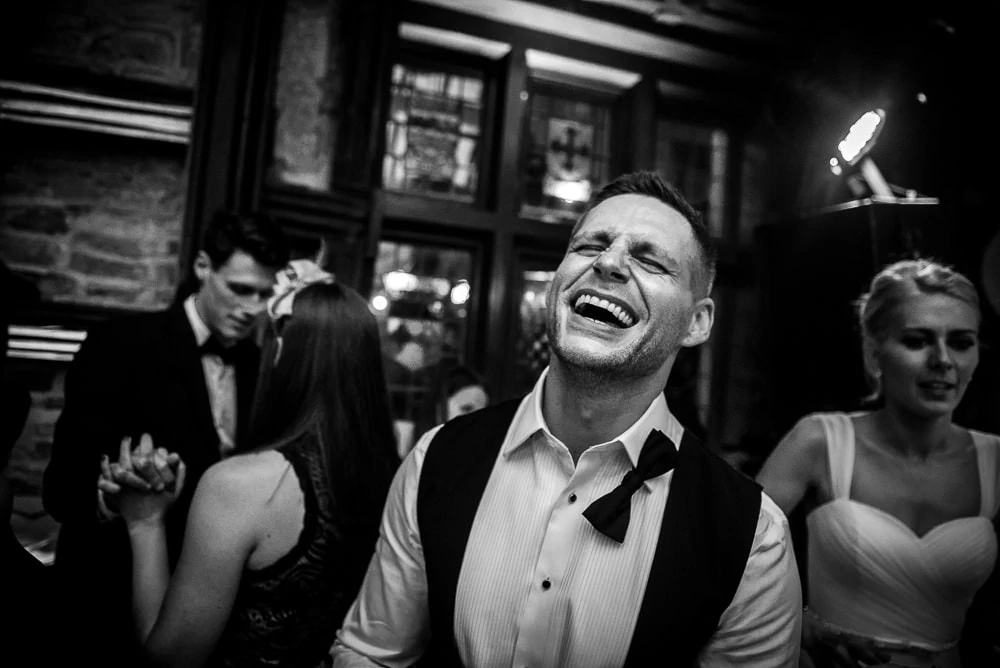 groom loving the band