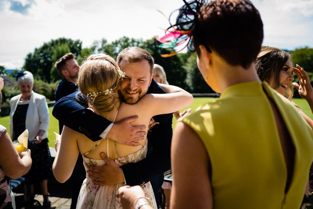 hugs at crawood wedding
