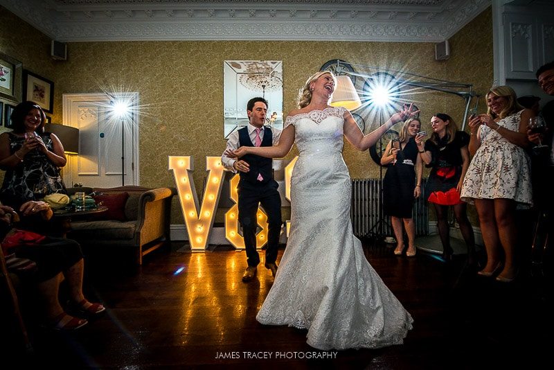 bride and groom first wedding dance