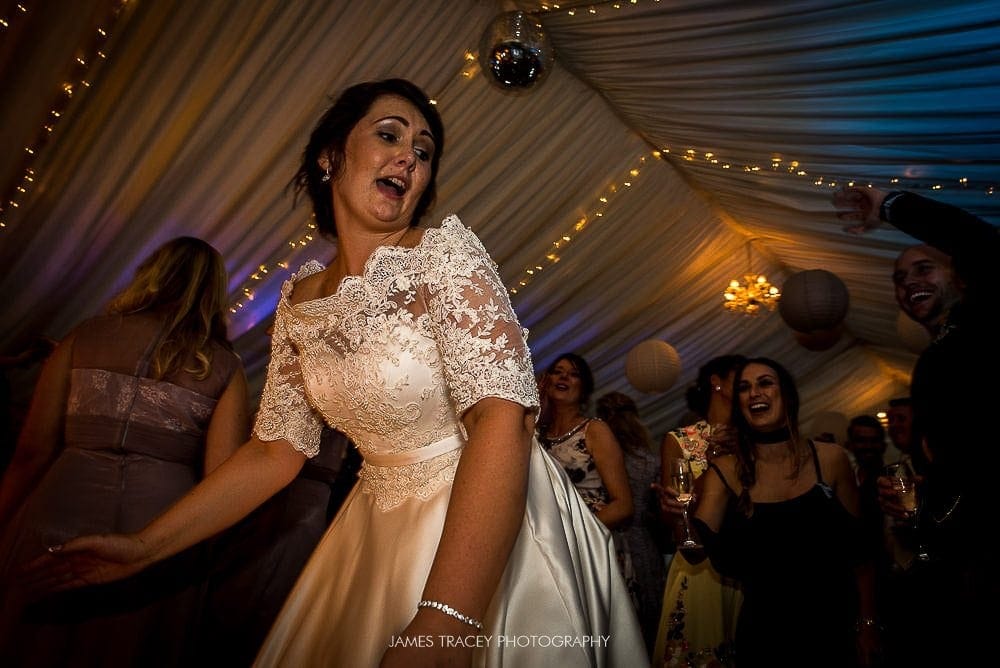 bride twerking