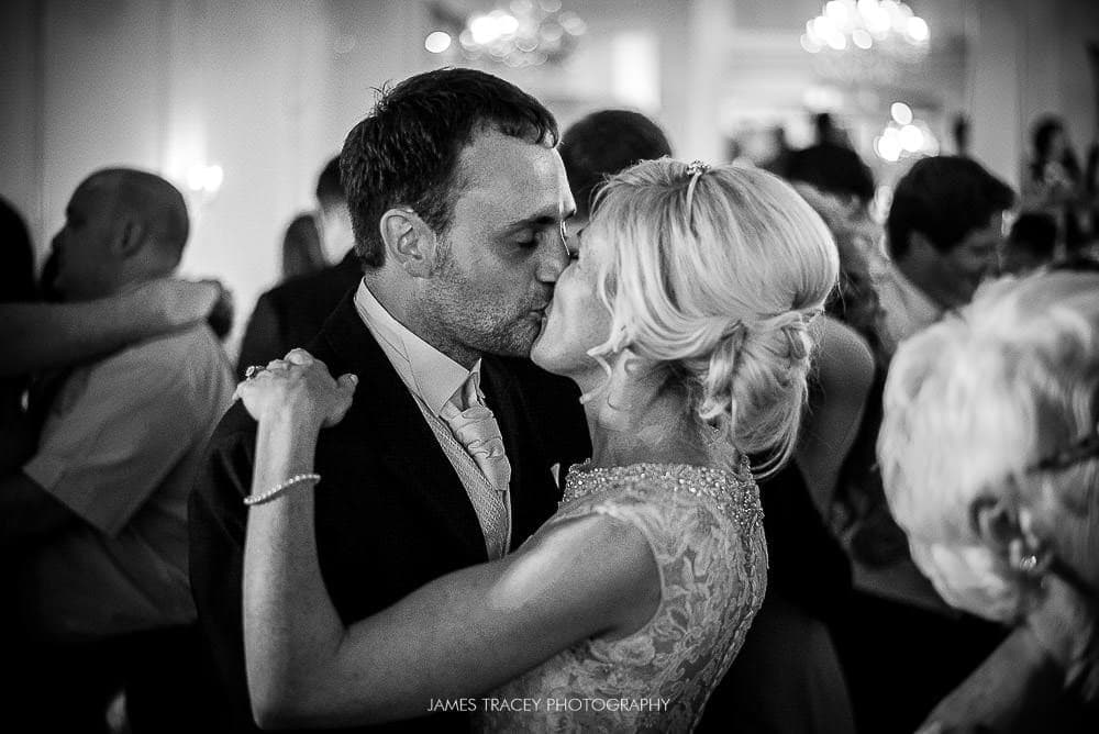 wedding couple kissing