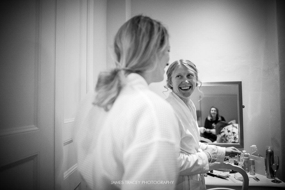 bride getting ready at ashton memorial wedding