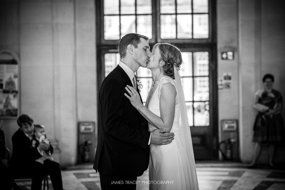 first kiss at ashton memorial