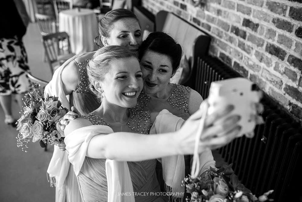 wedding guest selfie