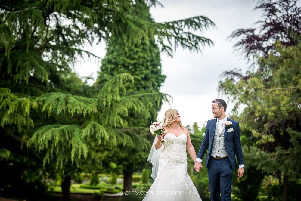 wedding photos at mottram hall