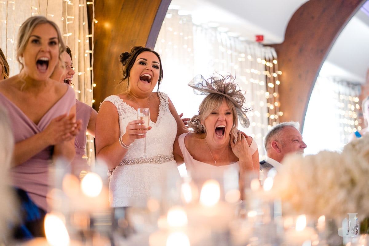 bride and her mum