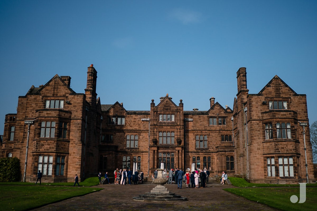 wide angle of Thornton Manor