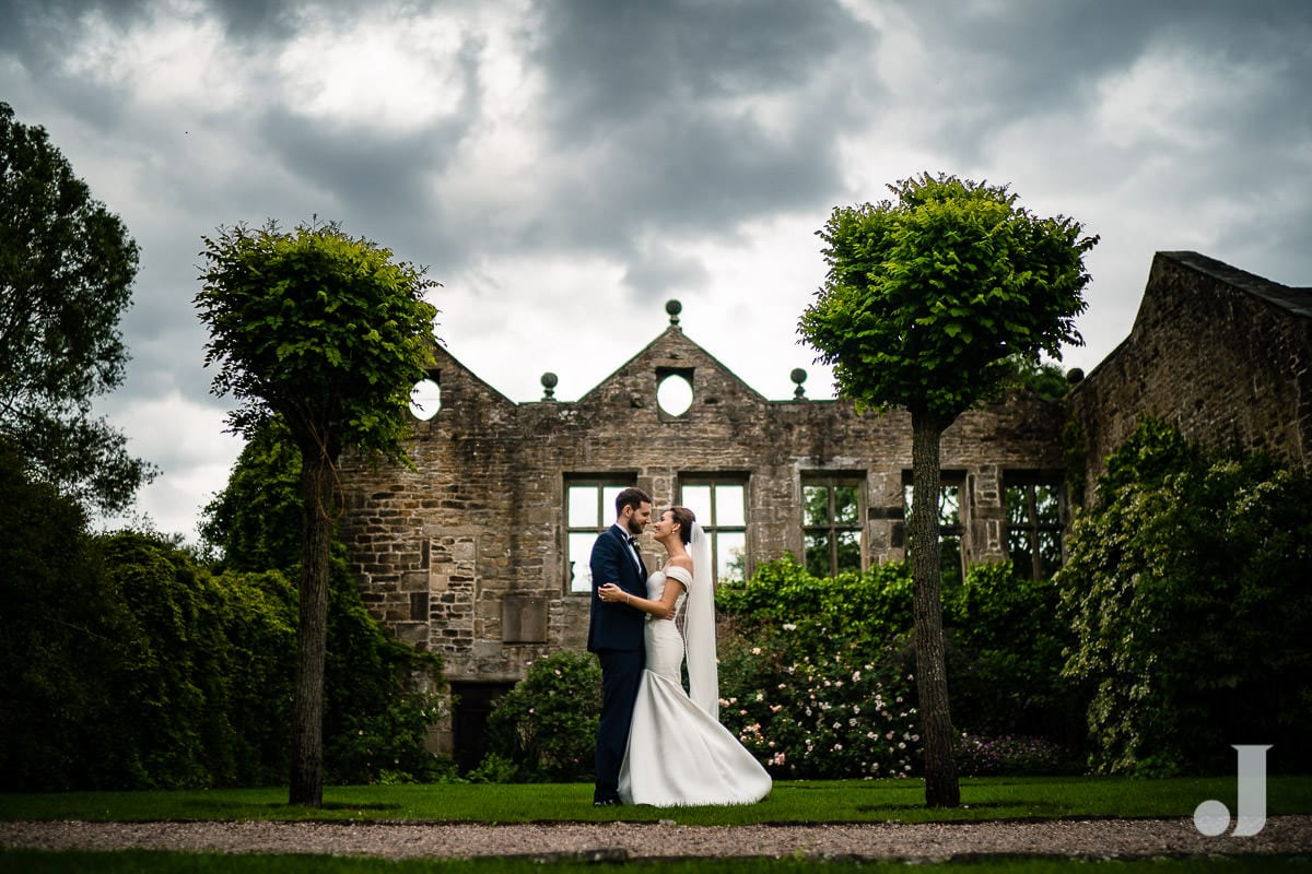 Wedding at East Riddlesden Hall